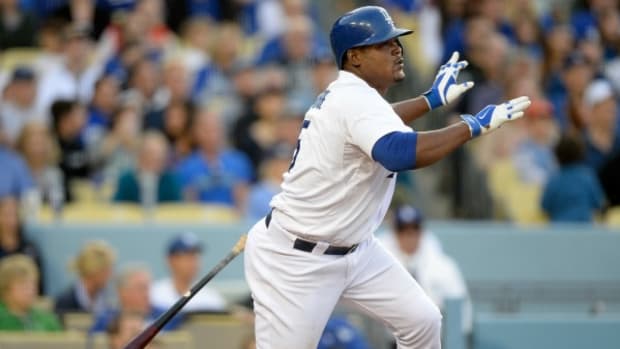 juan-uribe.jpg
